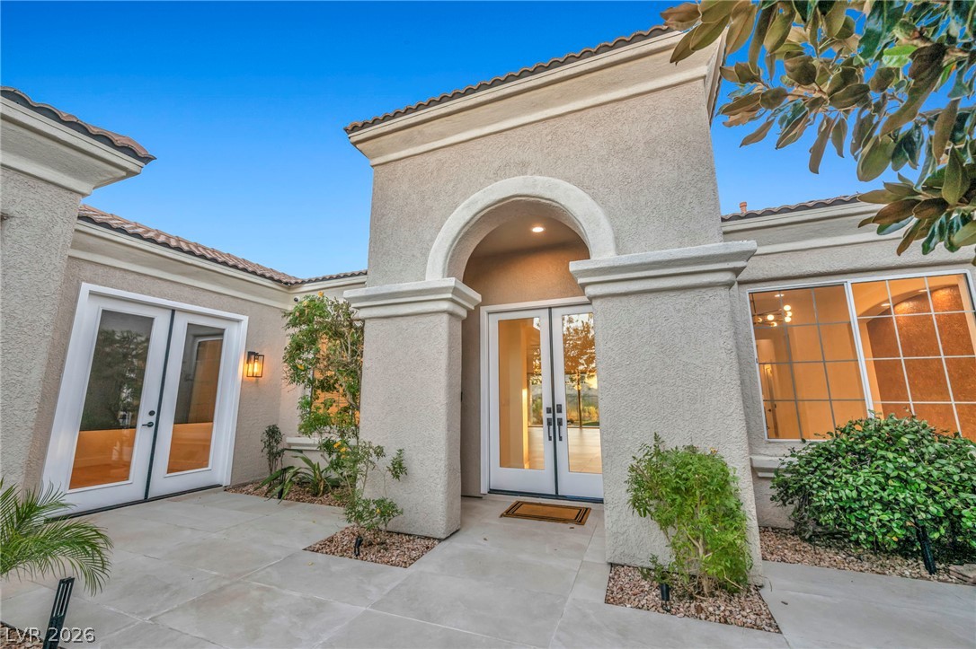4555 Riva De Romanza Street Property Photo 25