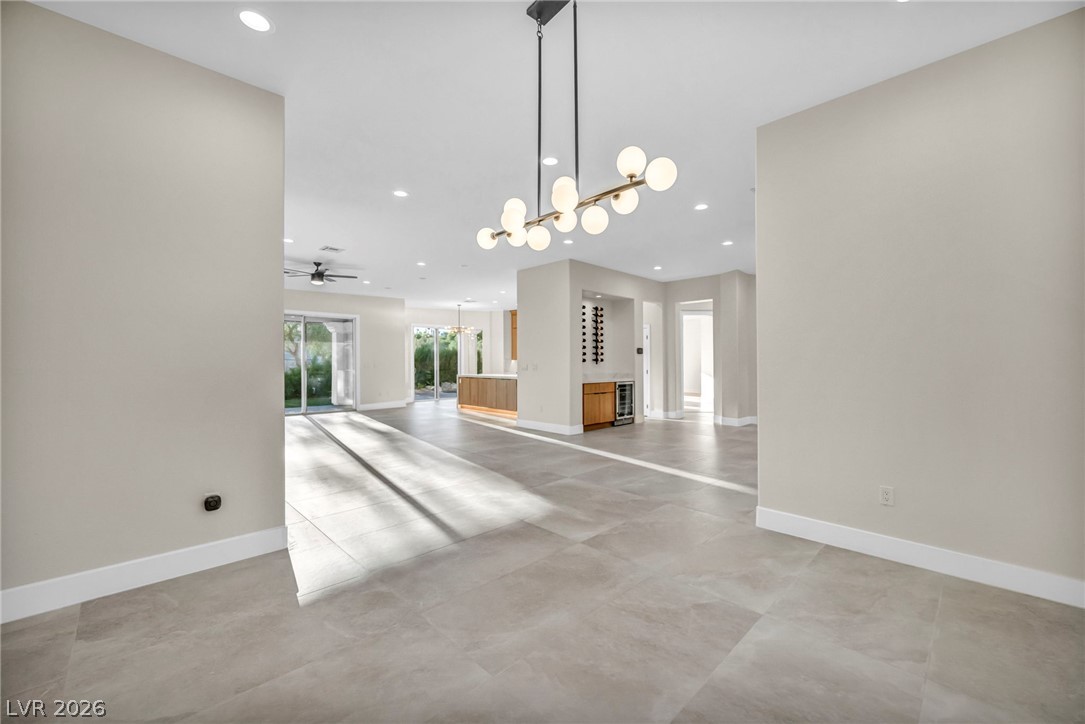 4555 Riva De Romanza Street Property Photo 32
