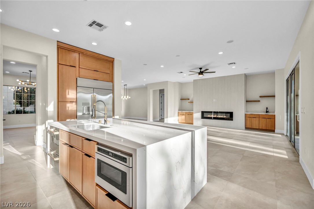 4555 Riva De Romanza Street Property Photo 42