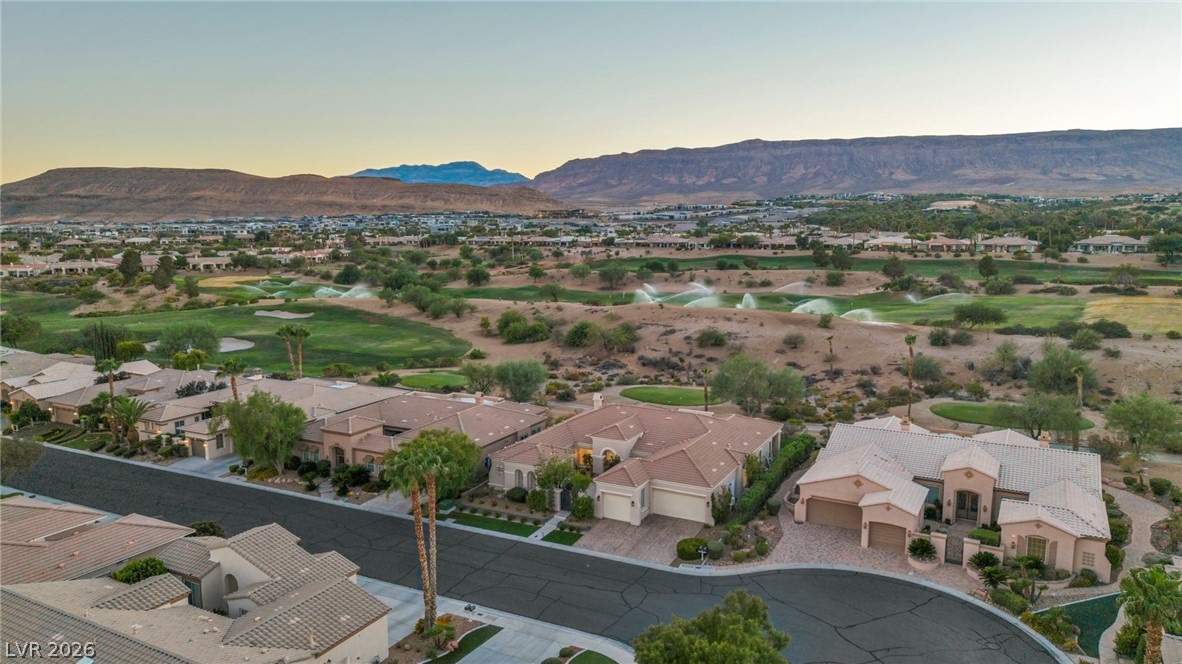 4555 Riva De Romanza Street Property Photo 73