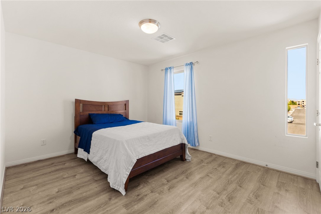 5929 Graystone Ridge Avenue Property Photo 40