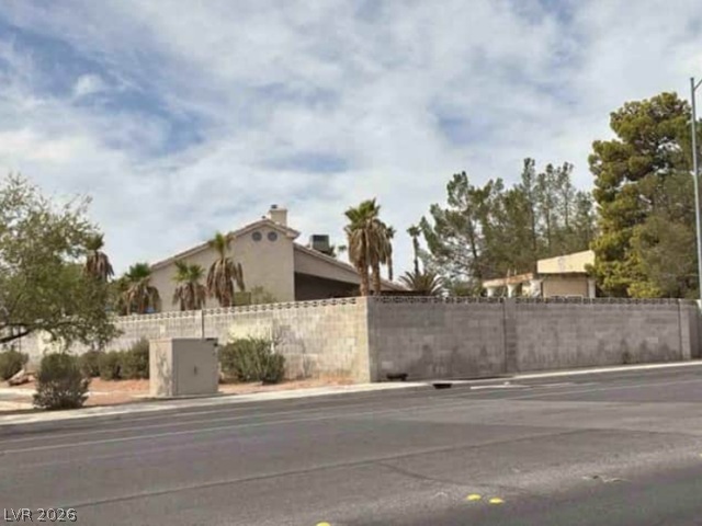 1830 Del Font Court Property Photo 2