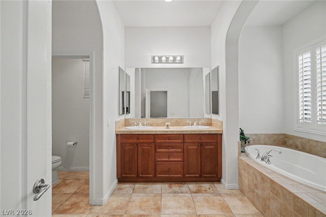 7567 Pearl Crescent Drive Property Photo 30