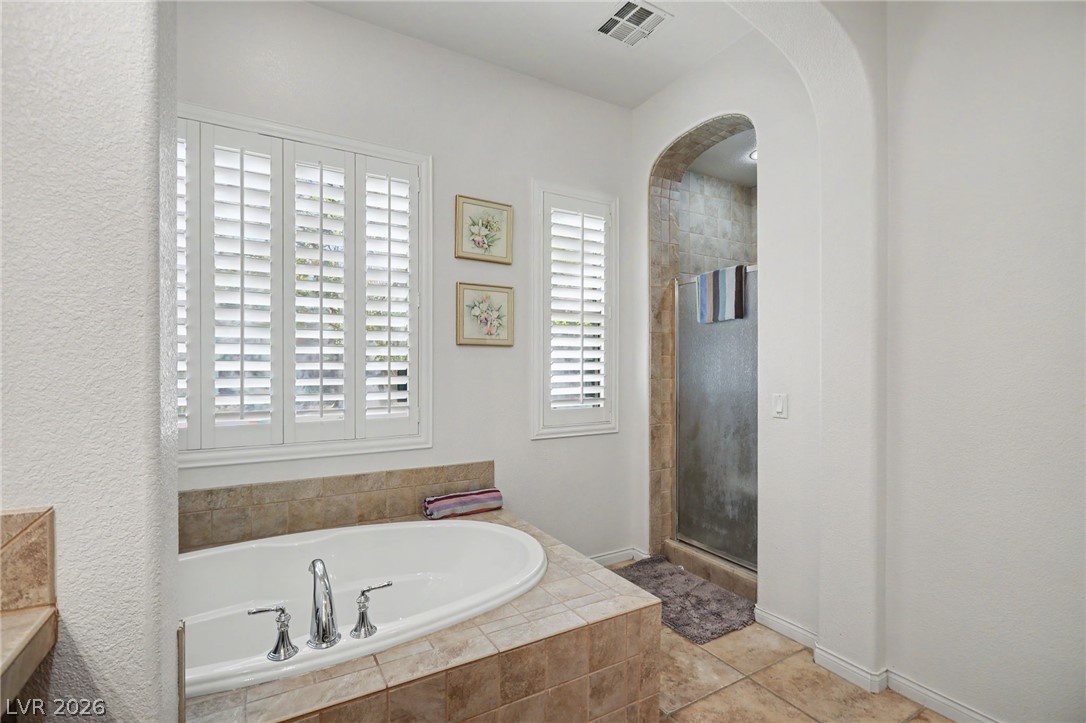 7567 Pearl Crescent Drive Property Photo 31