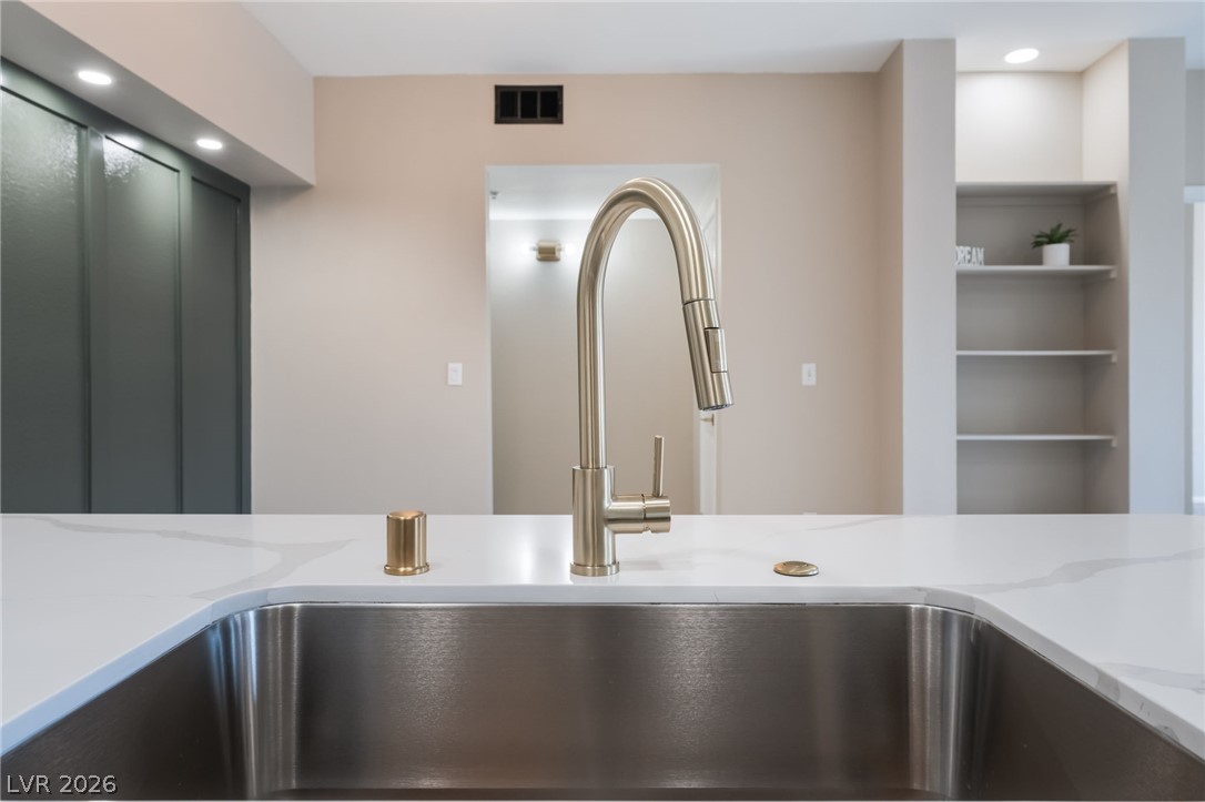 6955 North Durango Drive 2115 Property Photo 16