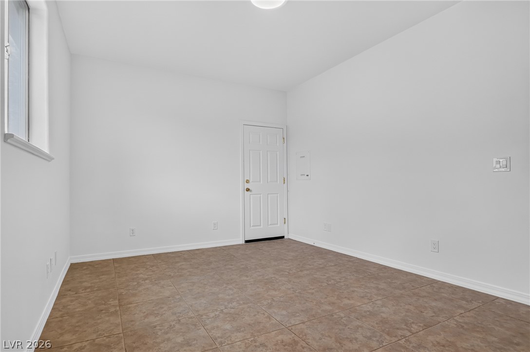 3517 Cottage Meadow Way Property Photo 48