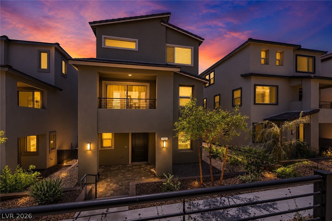 1437 Whistling Kite Street Property Photo 1