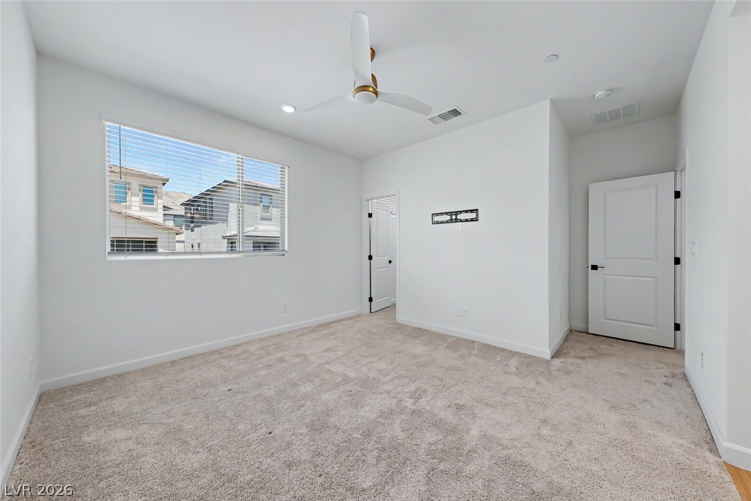 1437 Whistling Kite Street Property Photo 23