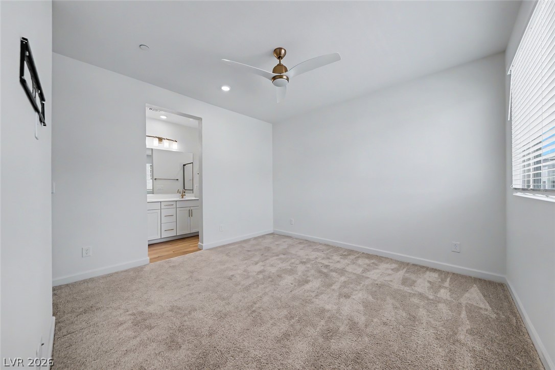 1437 Whistling Kite Street Property Photo 25