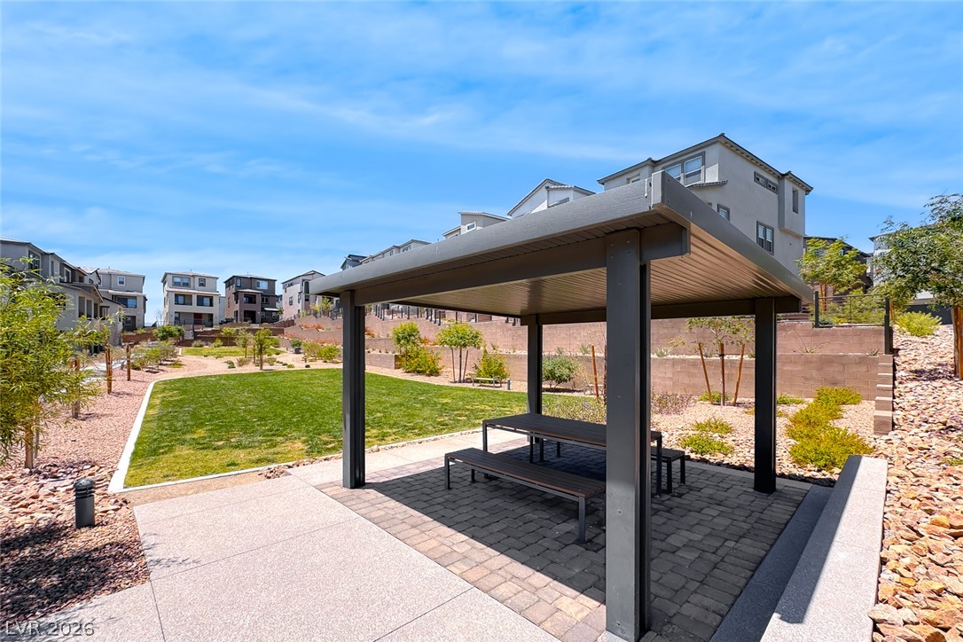 1437 Whistling Kite Street Property Photo 40