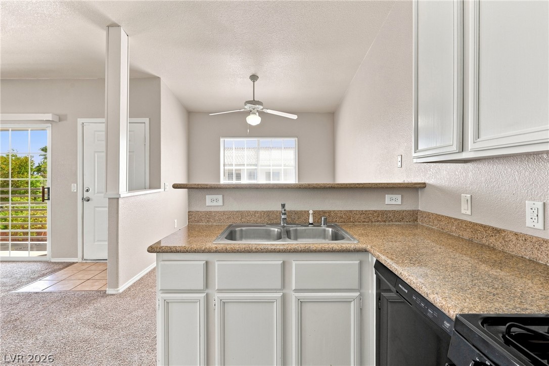 3318 North Decatur Boulevard 2096 Property Photo 6