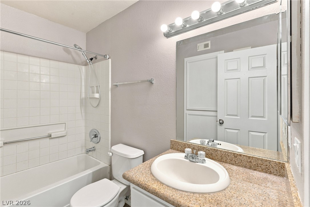 3318 North Decatur Boulevard 2096 Property Photo 11