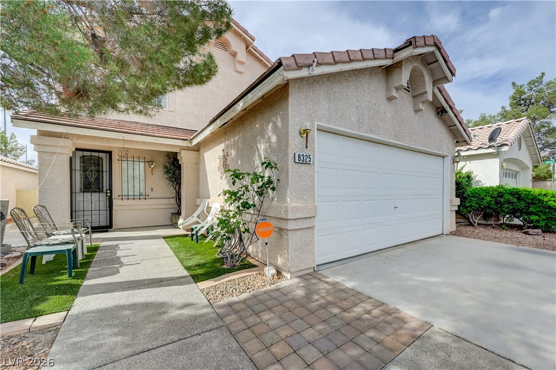 8325 Haven Cove Avenue Property Photo 2