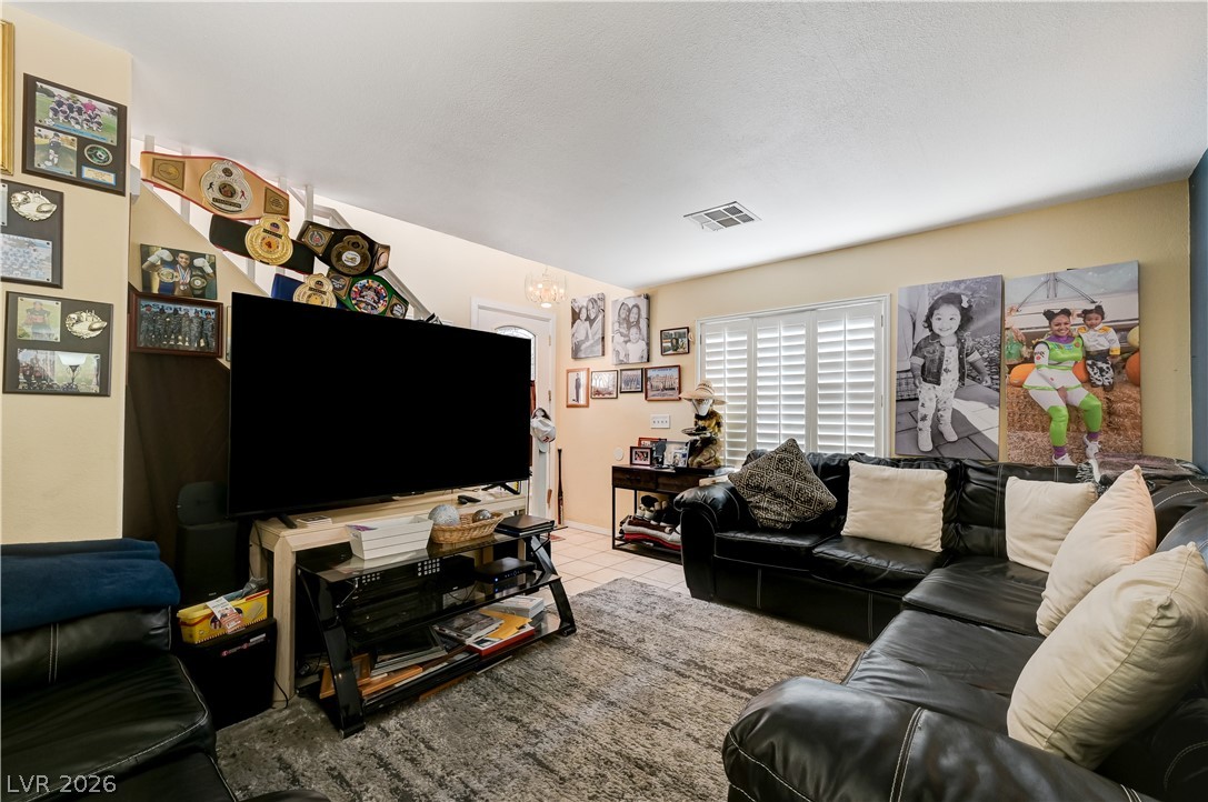 8325 Haven Cove Avenue Property Photo 11