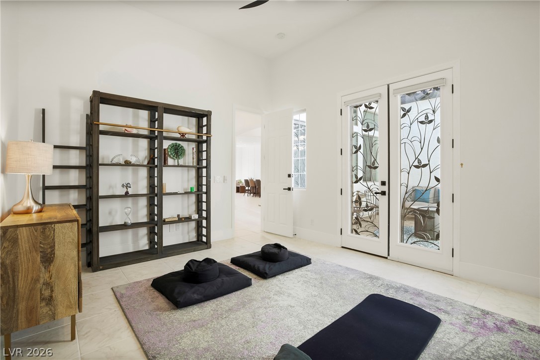 246 Calle Palacio Street Property Photo 23