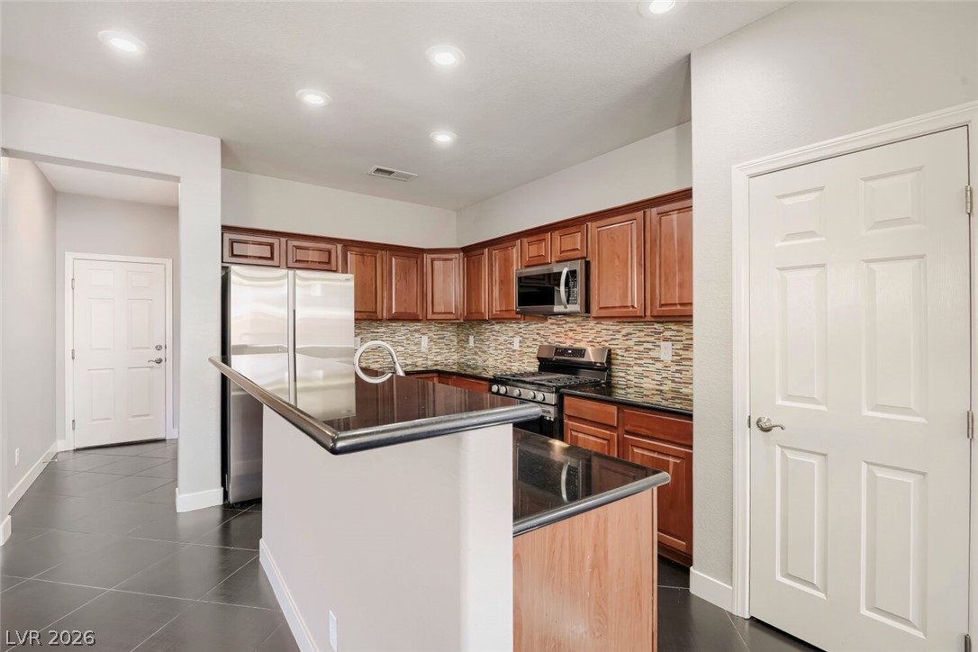 9015 Toast Avenue Property Photo 10