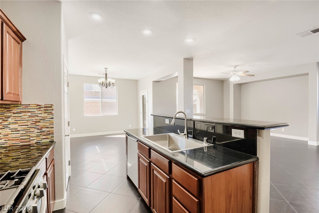 9015 Toast Avenue Property Photo 12