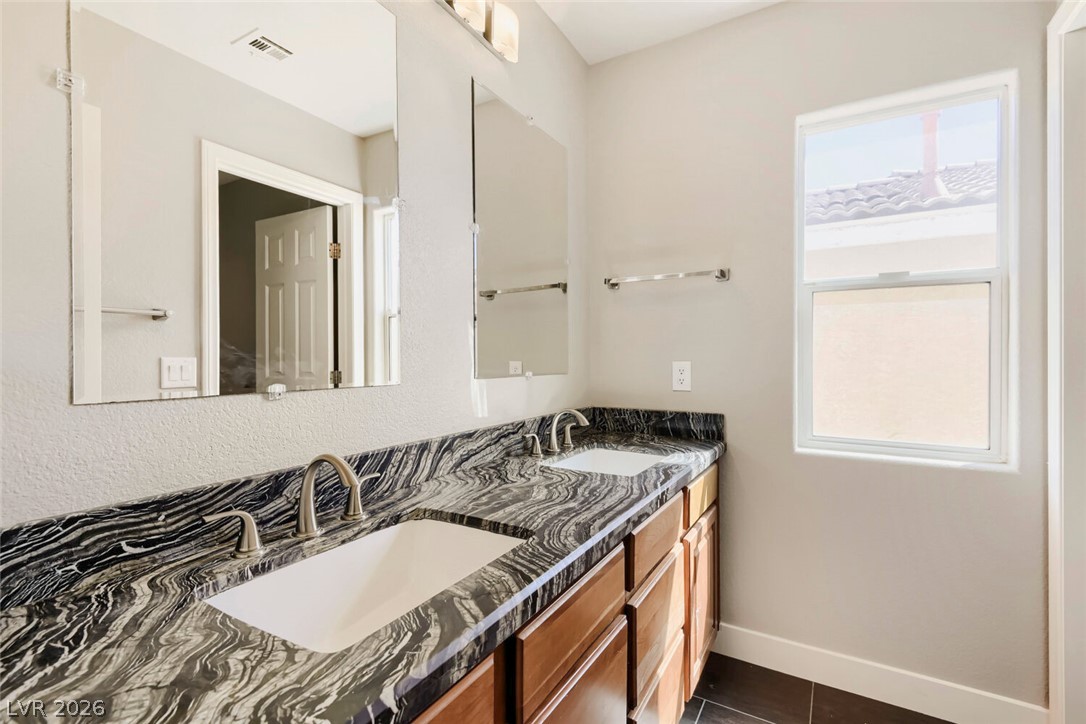 9015 Toast Avenue Property Photo 28