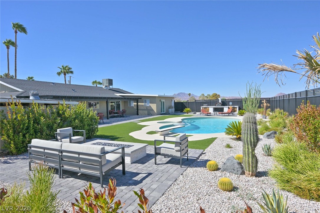 523 Emden Street Property Photo