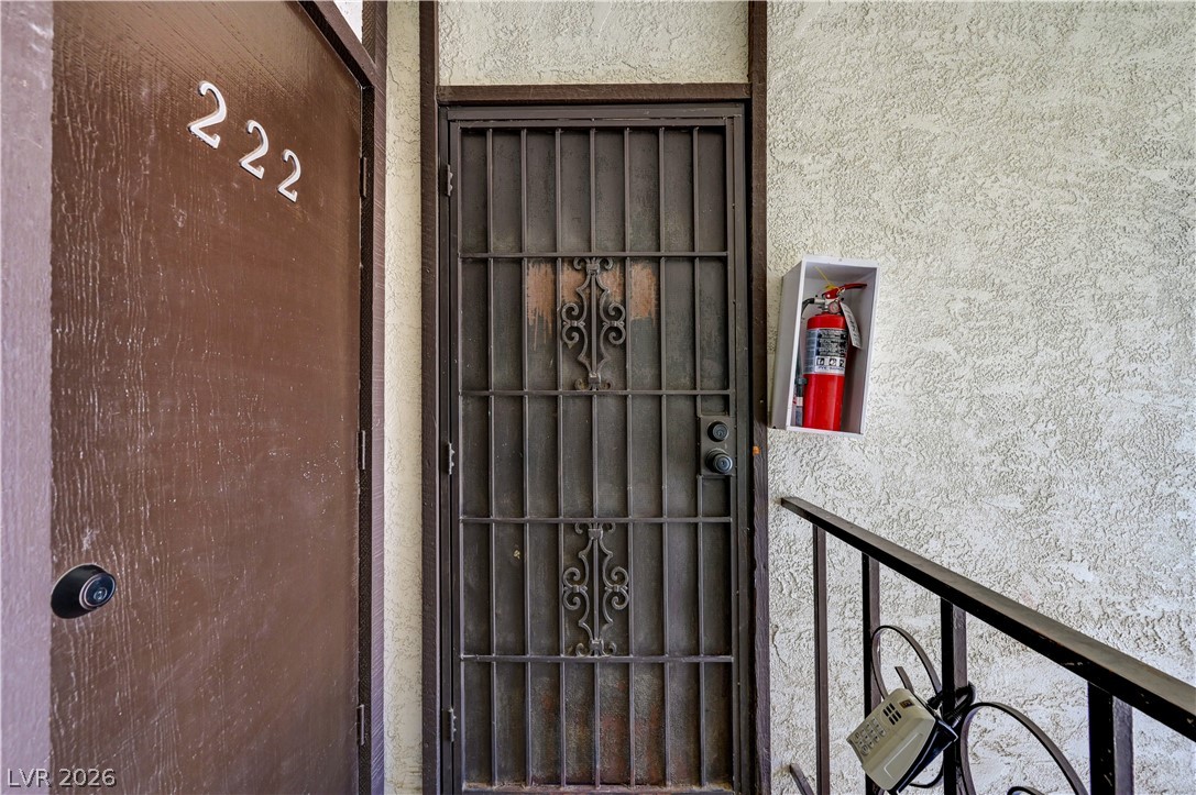 1405 Vegas Valley Drive 222 Property Photo 3