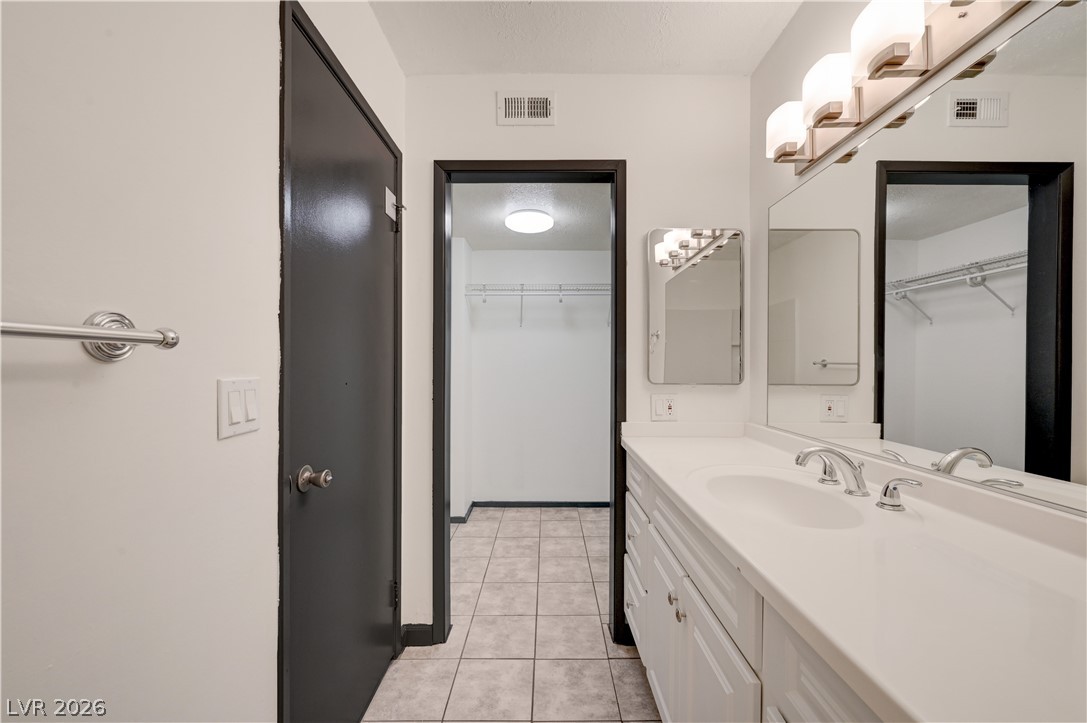 1405 Vegas Valley Drive 222 Property Photo 20
