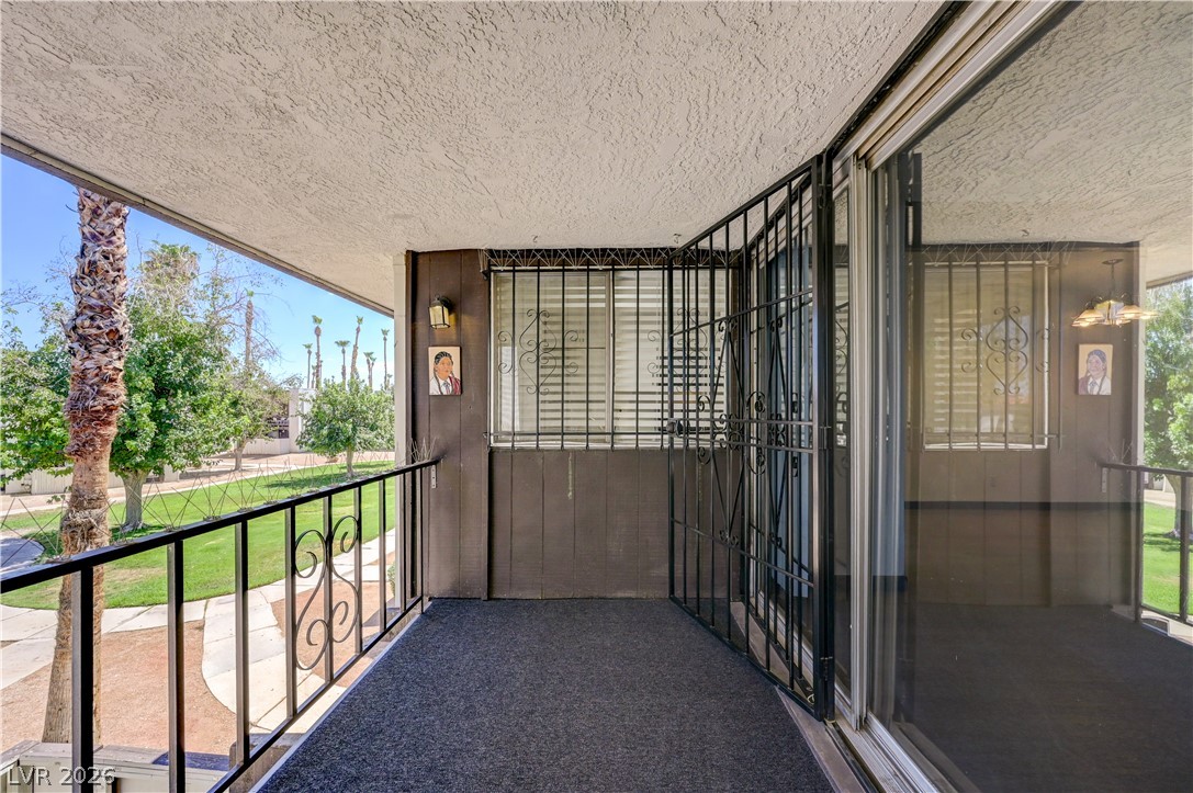 1405 Vegas Valley Drive 222 Property Photo 27