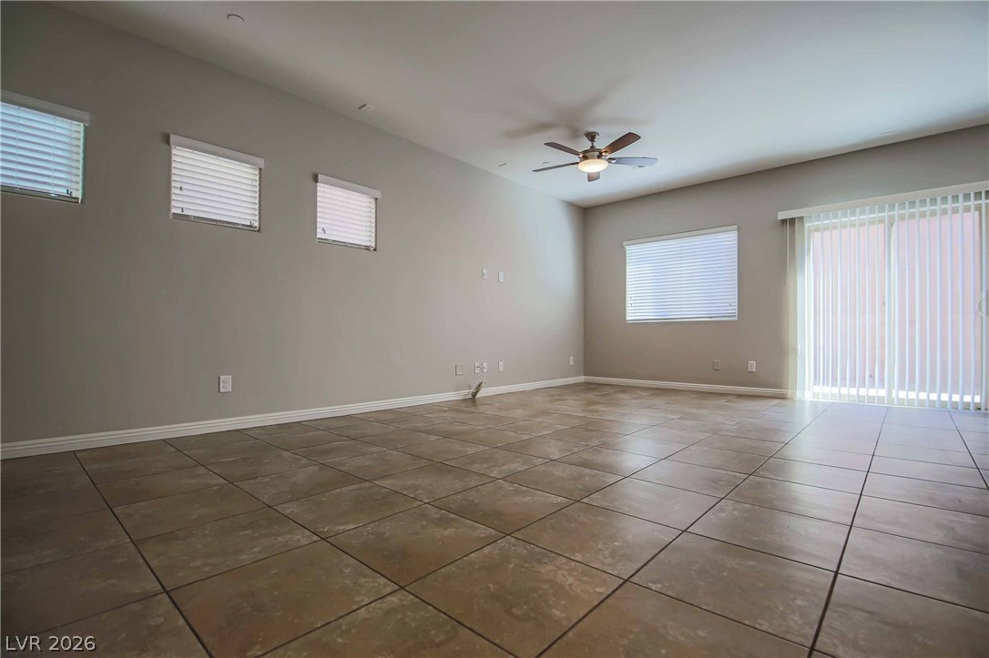 1143 Jesse Harbor Avenue Property Photo 8