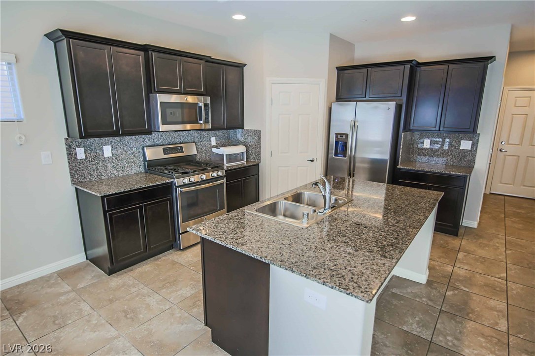 1143 Jesse Harbor Avenue Property Photo 14
