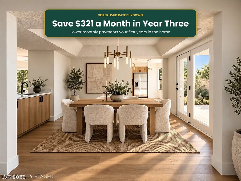 9109 Shelter Cove Court Property Photo 4