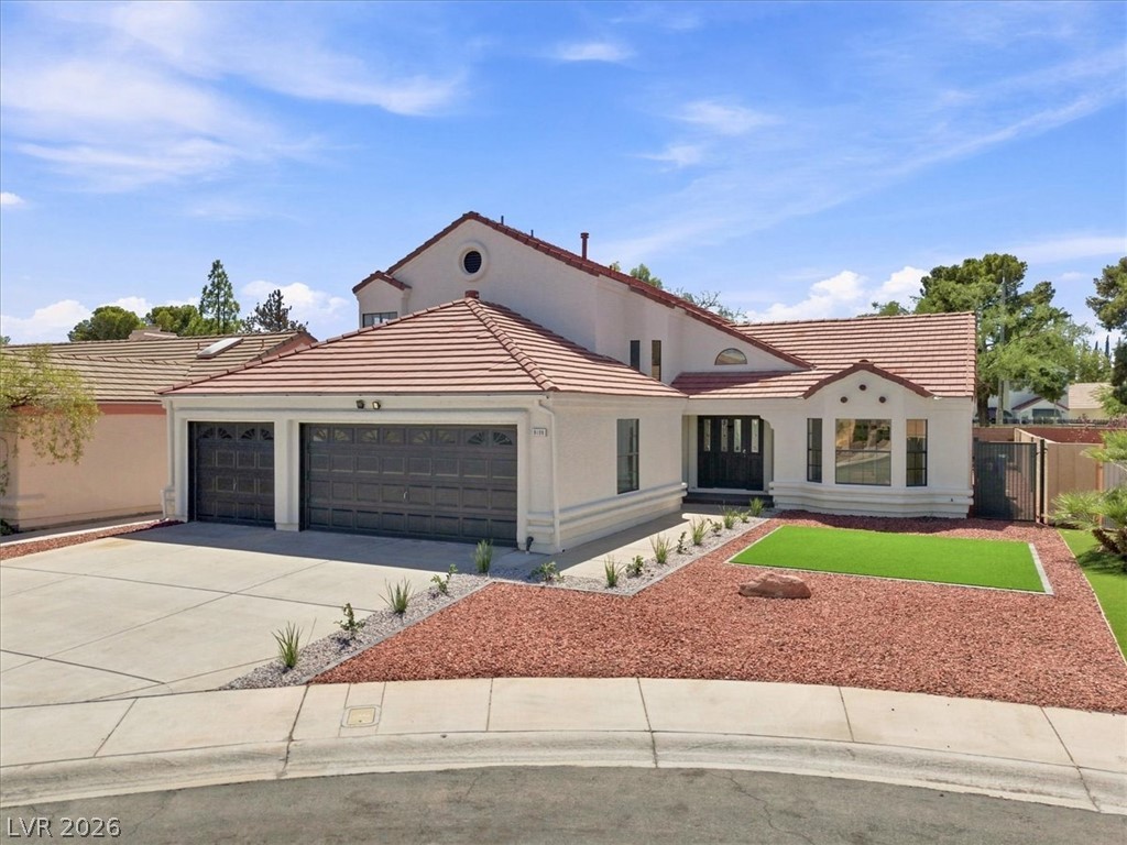 9109 Shelter Cove Court Property Photo 7