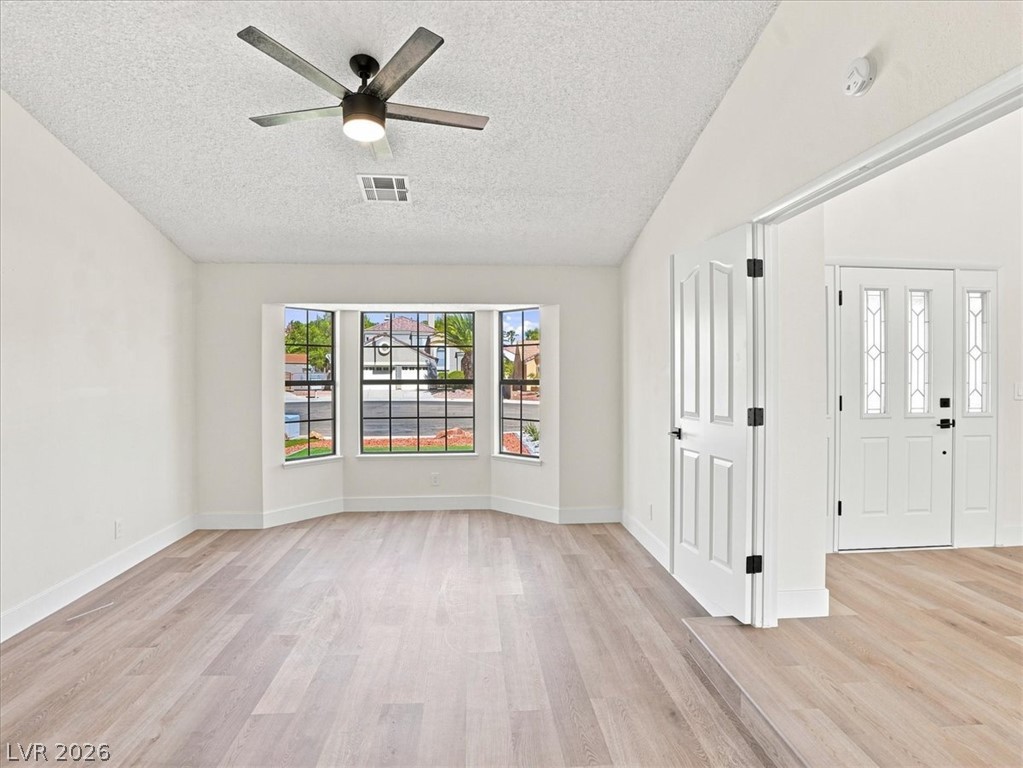 9109 Shelter Cove Court Property Photo 28