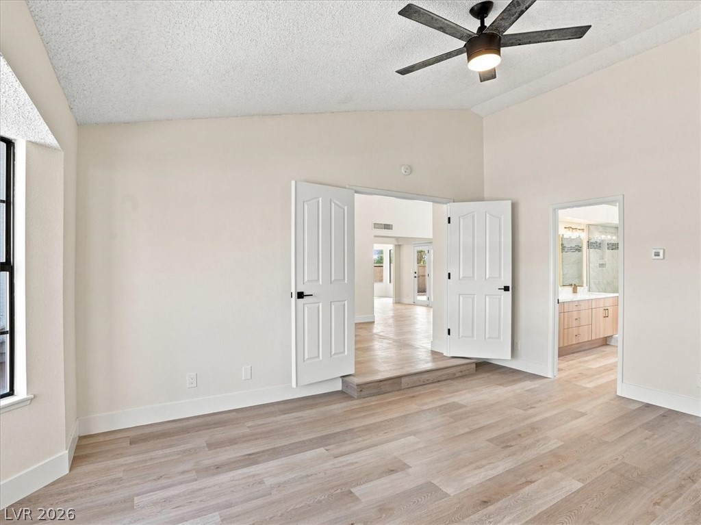 9109 Shelter Cove Court Property Photo 30