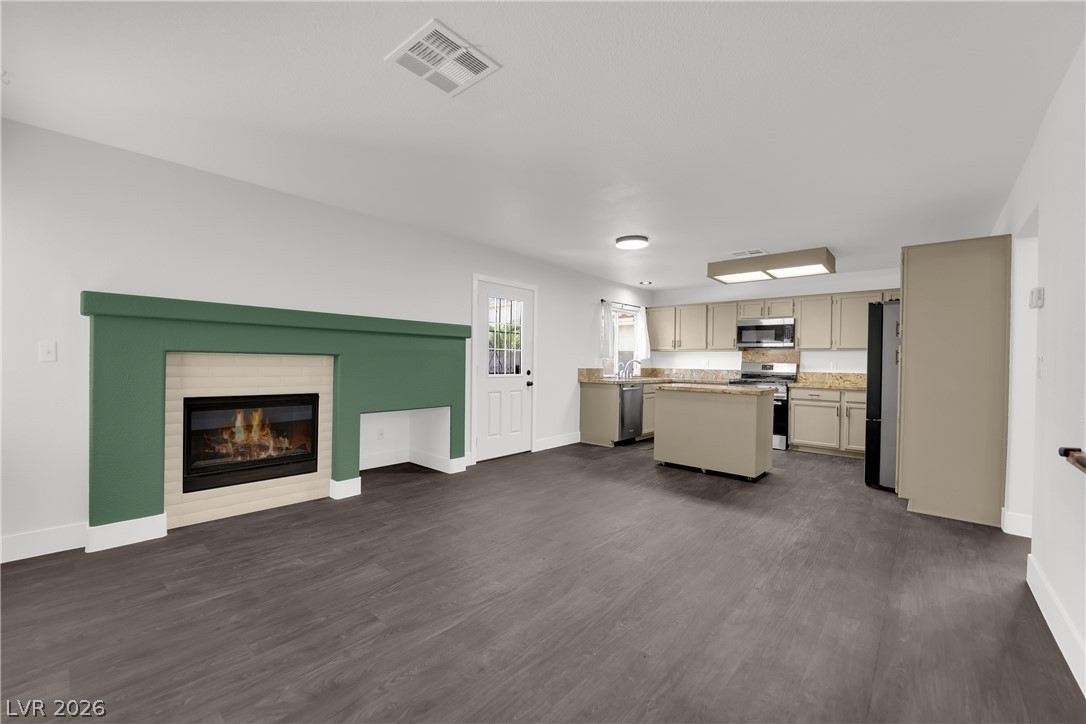 2104 Blue Zenith Circle Property Photo 8