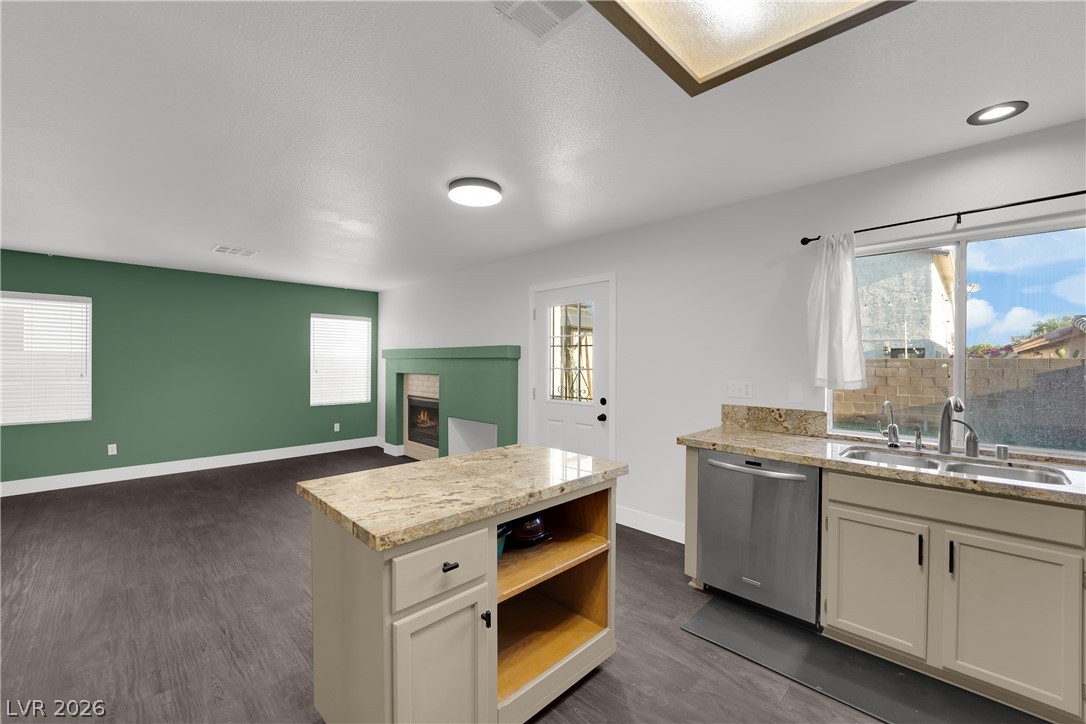 2104 Blue Zenith Circle Property Photo 12