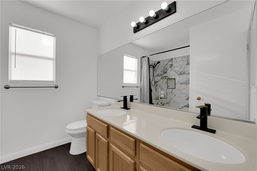 2104 Blue Zenith Circle Property Photo 24