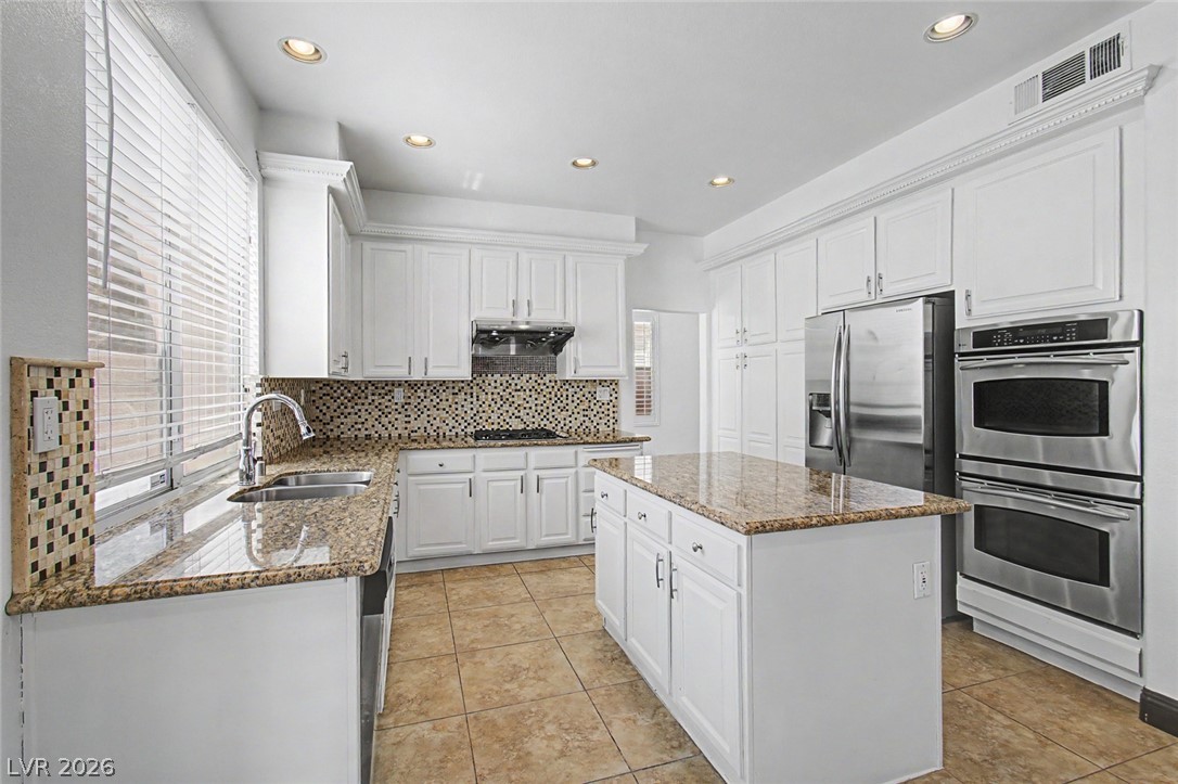 4721 Jasper Rock Court Property Photo 8