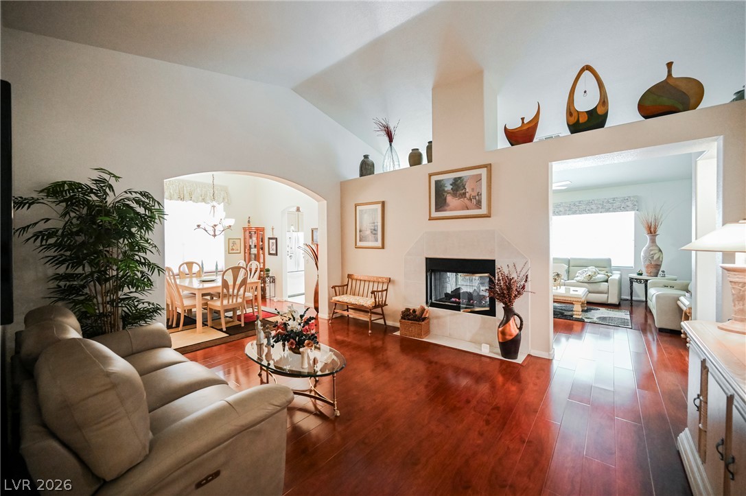 8636 Highland View Avenue Property Photo 2