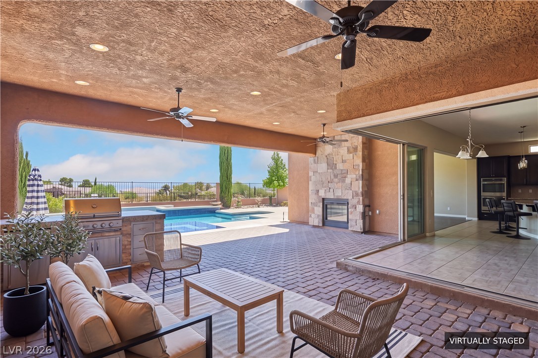 6930 Summer Sky Street Property Photo 5