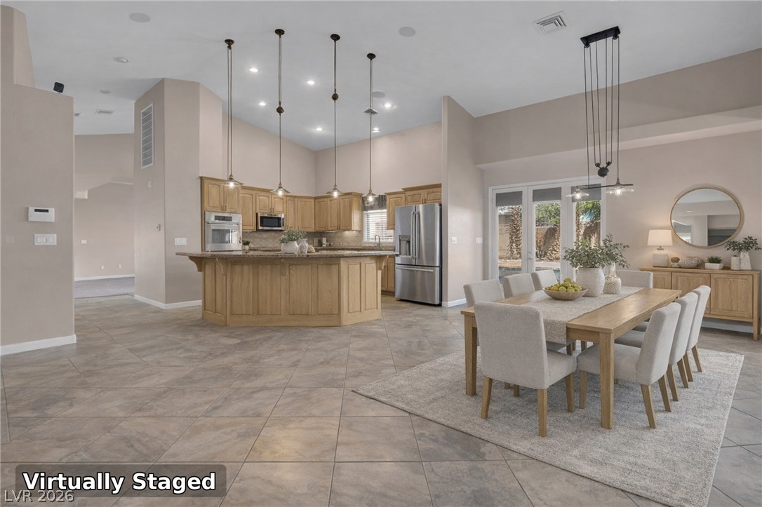 9415 Westwind Road Property Photo 8