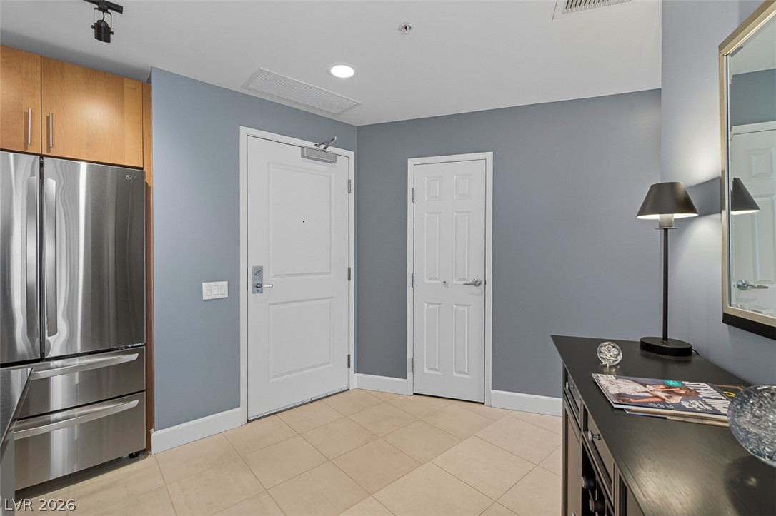 200 West Sahara Avenue 1405 Property Photo 5