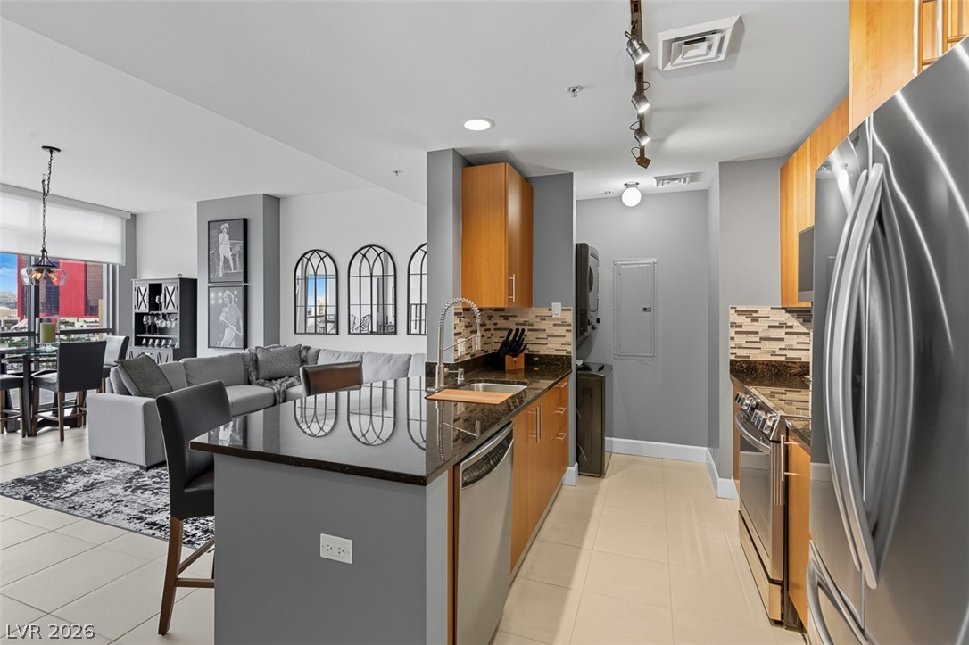 200 West Sahara Avenue 1405 Property Photo 6