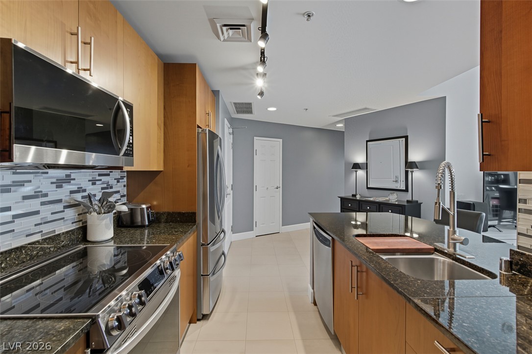 200 West Sahara Avenue 1405 Property Photo 11