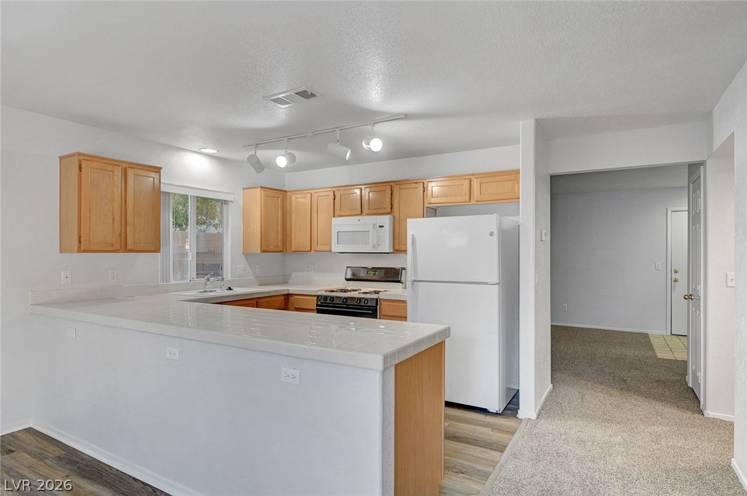 9821 Peseo Cresta Avenue Property Photo 23