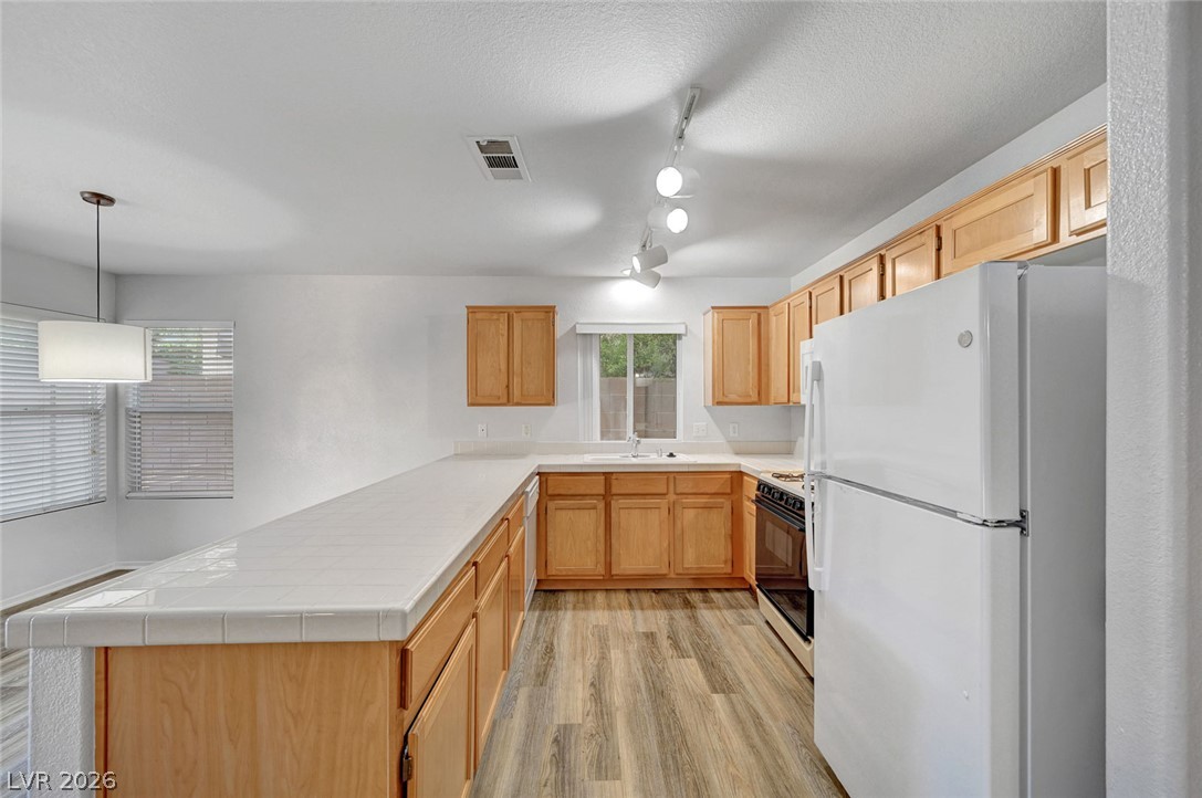 9821 Peseo Cresta Avenue Property Photo 25