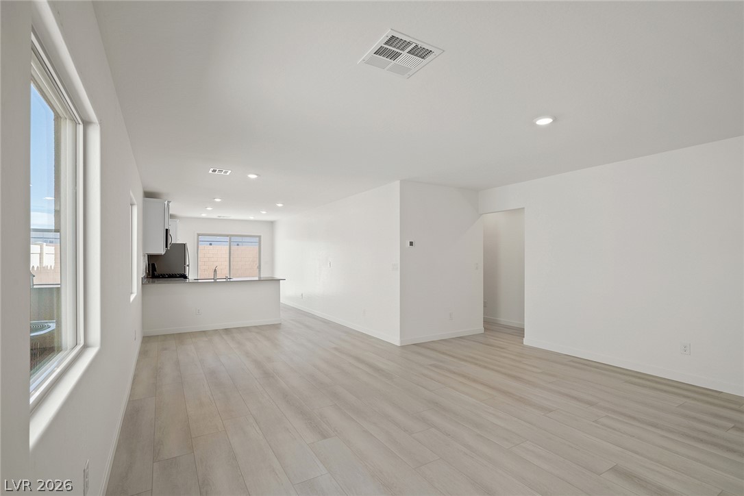 6760 Violet Cascade Avenue Property Photo 2