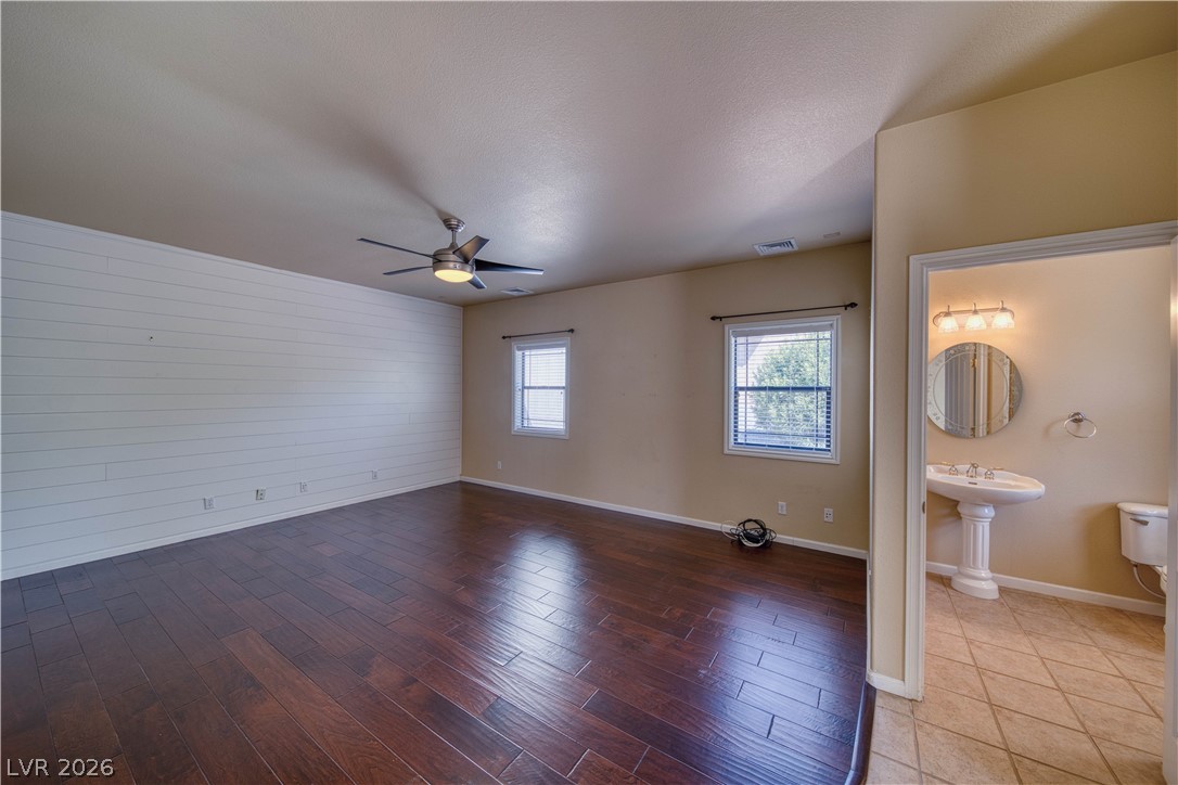 2061 Iroquois Avenue Property Photo 19
