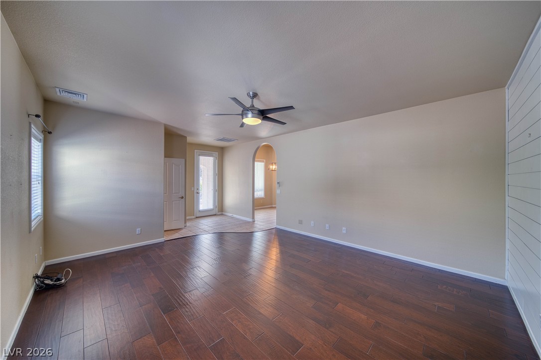 2061 Iroquois Avenue Property Photo 20