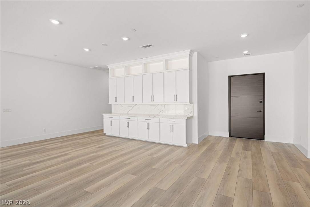 12428 Breezy Bluff Avenue Property Photo 4