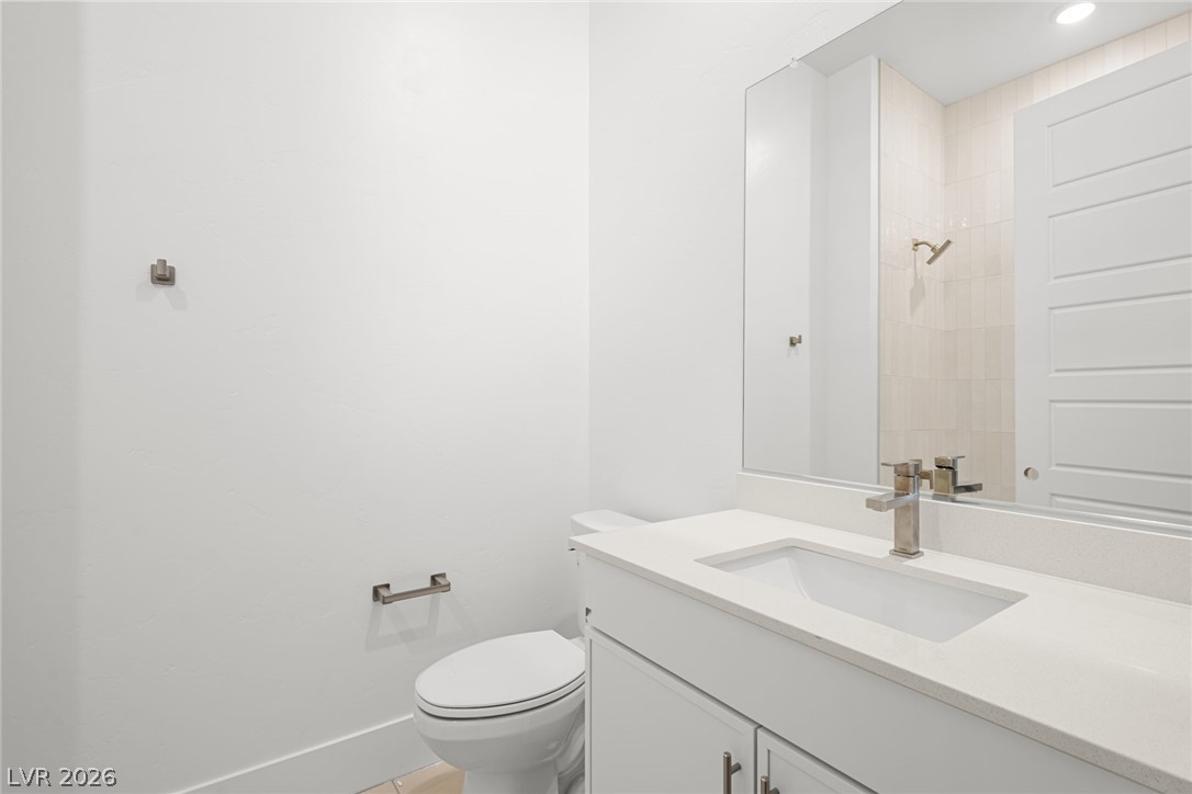 12428 Breezy Bluff Avenue Property Photo 18