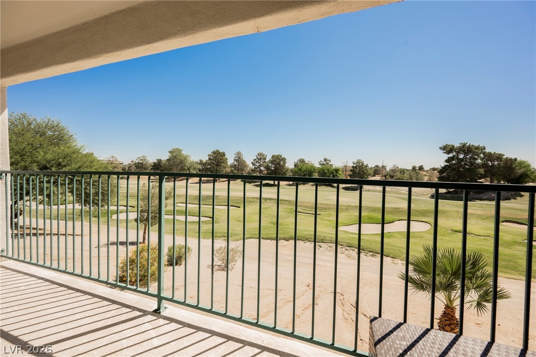7625 Rolling View Drive 202 Property Photo 12